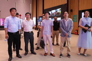 深化合作 共謀發(fā)展 本會會長同中國社會經(jīng)濟決策咨詢中心到華發(fā)七弦琴訪問交流